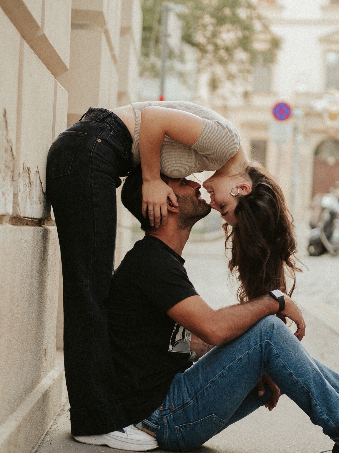 Couple portrait session in central Milan